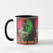 Retro Neon Striker – 80s Vaporwave Voetbalmok Mok (Links)