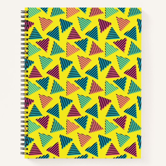 Retro Neon Yellow Triangles Pattern van 80 en 90 Notitieboek (Voorkant)