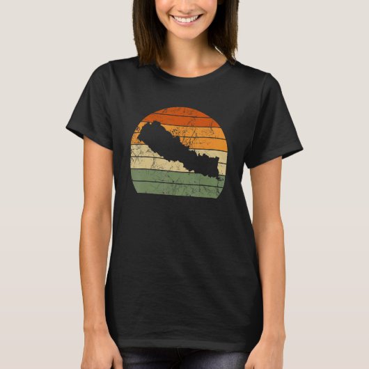 Retro Nepal Kaart Zonsondergang Constitutie Dag T-shirt (Voorkant)