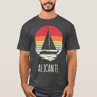 Retro  noodlijdende zeilboot Alicante Sailboot T-shirt