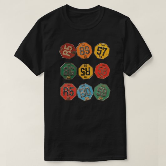Retro Nummer Badge Collectie T-shirt (Design voorkant)