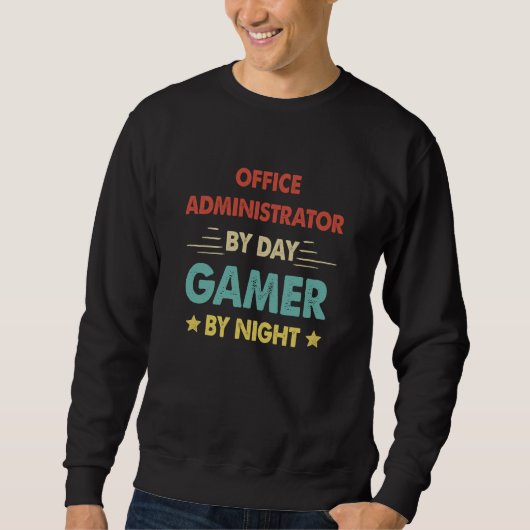 Retro Office Administrator By Day Gamer By Night Trui (Voorkant)