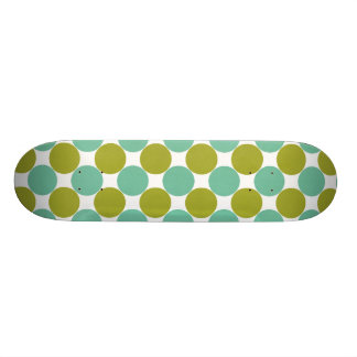 Retro Olijf en groene Stippen Skateboard
