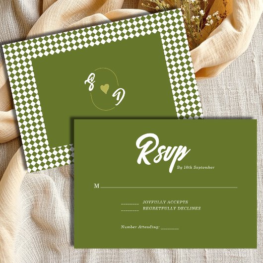 Retro Olive green Minimalist Checkered Wedding RSVP Kaartje