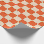 Retro Orange Checkerboard Cadeaupapier (Hoek)