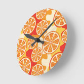 Retro Oranje Citrus Pattern Ronde Klok (Hoek)