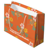 Retro Oranje Daisy Bouquet Pattern Gepersonaliseer Groot Cadeauzakje (Voorkant Gekanteld)