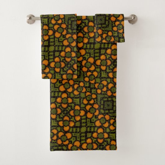 Retro Oranje en Green Floral Pattern Bad Handdoek (Insitu)