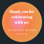 Retro Oranje Gradient Bat Mitzvah Custom Dank u Ronde Sticker<br><div class="desc">Voeg een pop van levendige stijl toe aan uw feest met deze Oranje Gradient Bat Mitswa-Stickers, ideaal om gasten te bedanken met een moderne en gedurfde touch. Met een gloeiende oranje gradiëntachtergrond en elegante witte typografie zijn deze stickers ideaal voor het afdichten van gunstzakken, uitnodigingen of het decoreren van feestdecor....</div>