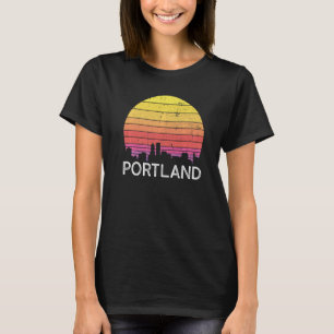 Retro Oregon Portland Skyline  Urban Buildi T-shirt