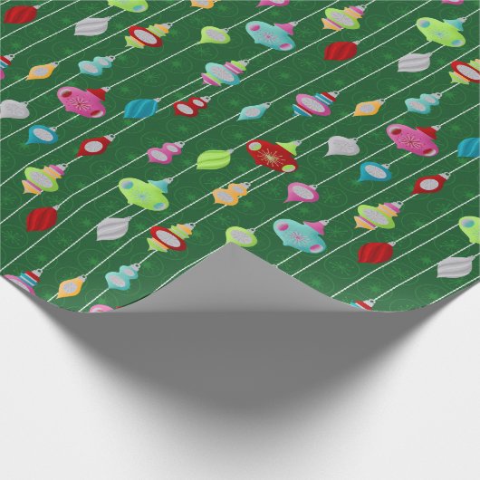 Retro Ornaments Green Kerstmis Cadeaupapier (Hoek)