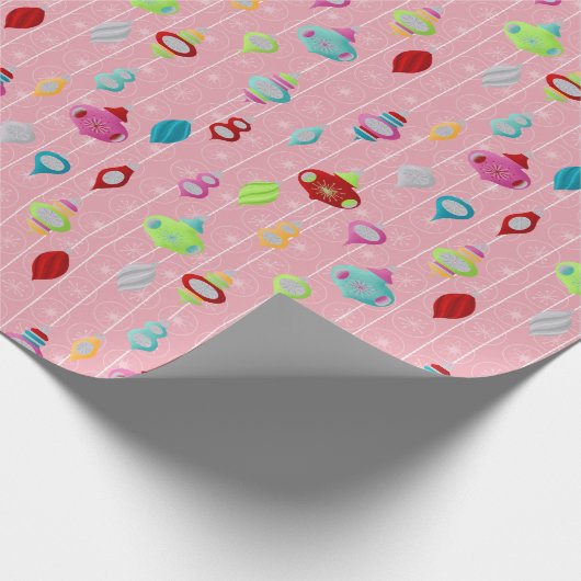 Retro Ornaments Roze Kerstmis Cadeaupapier (Hoek)