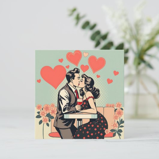 Retro paar kussen Pop kunst harten gepersonaliseer Feestdagenkaart (Staand voorkant)