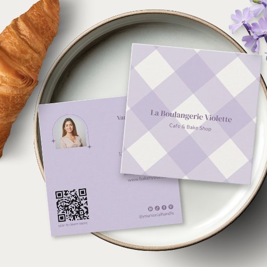 Retro Paarse Bakkerij Gingham QR Code Foto Vierkante Visitekaartje