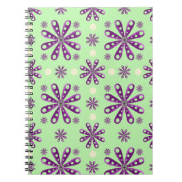 Retro paarse bloemen op groene achtergrond   notitieboek