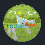 Retro Palm Springs House Dart Board Dartbord<br><div class="desc">Dit Retro Palm Springs House met Car Dart Board is een moderne droom van een moderne minnaar uit de midden eeuw. Het minimalistische kunstontwerp is voorzien van een gestroomlijnd oranje en glazen huis met een dramatisch slopend vinkvormdak. De rode deur compenseert de oranje steenplanter gevuld met groen en de decoratieve...</div>