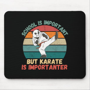 Retro panda school is belangrijk karate is belangr muismat
