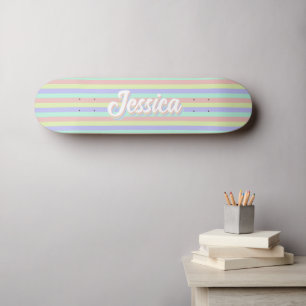 Retro pastel strepen Gepersonaliseerde naam Persoonlijk Skateboard