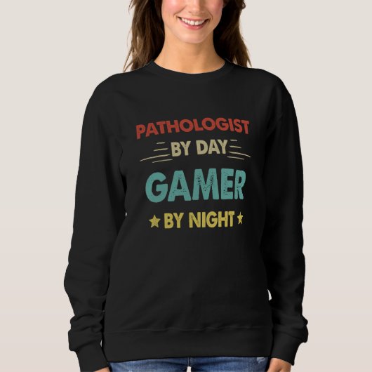 Retro patholoog overdag, gamer 's nachts trui (Voorkant)