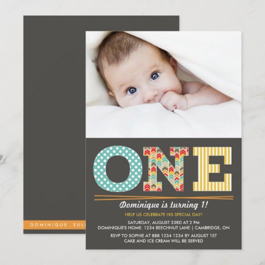 Retro Patronen First Birthday Photo Invitation Kaart (Voorkant / Achterkant)
