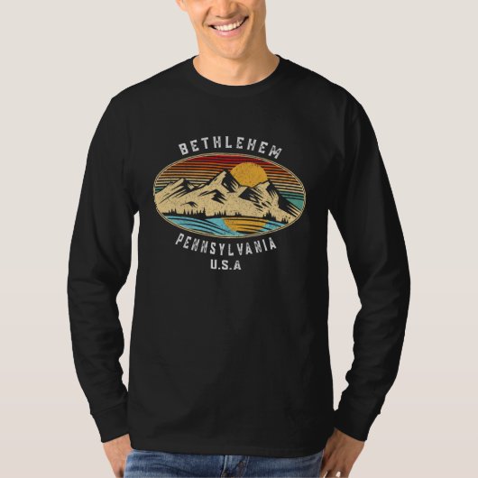 Retro Pennsylvania Mountain Sunset River Souvenir  T-shirt (Voorkant)