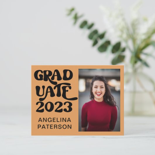 Retro Photo Black & Terracotta Afstuderen Party Uitnodiging Briefkaart (Staand voorkant)