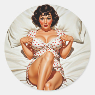 Retro Pin-up Meisje met Rode Polka Dot PJ's Ronde Sticker