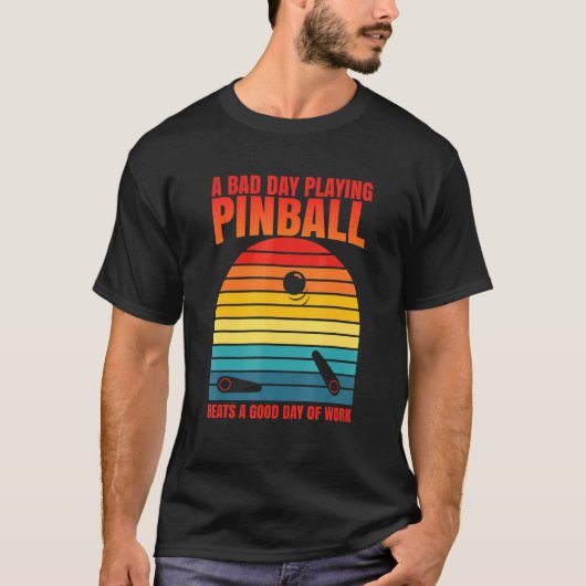 Retro Pinball Beats Werk Arcade Machine T-shirt (Voorkant)
