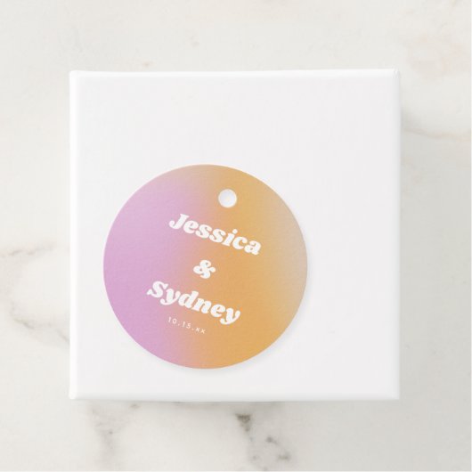 Retro Pink and Orange Gradient Wedding Bedankjes Labels (In situ)