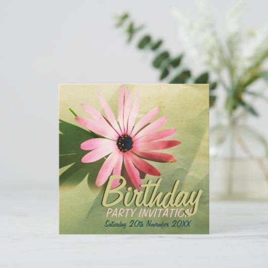 Retro Pink Daisy Flower Birthday Kaart (Staand voorkant)