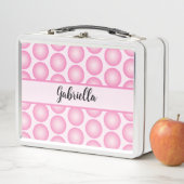 Retro Pink Dot Script Naam Typografie Sierkussen (In situ)