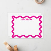 Retro Pink Wavy Border gepersonaliseerd Notitiekaartje (Voorkant / Achterkant in situ)