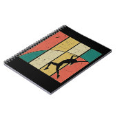 Retro Pole Vaulting Girl Pole Vaulter Notitieboek (Linkerzijde)