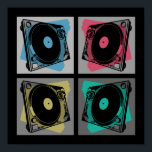 Retro Pop Art Platenspelers Poster<br><div class="desc">Er was een dag dat vinylalbums de enige manier waren waarop je naar je muziek kon luisteren, één kant per keer. De turntable en vinylgegevens maken deze dagen een heropleving. Vier vierkantjes, in lichte tot middelgrote schaduwen van grijs, verstrekken de achtergrond voor het ontwerp van de Platenspelers van de Kunst...</div>