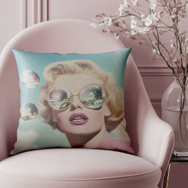 Retro Pop Art Roze en Blauwe Ruimte Vrouw Kussen