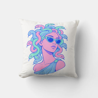 Retro-Pop Medusa-illustratie – Pastelkleurige zonn Kussen