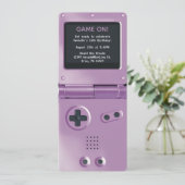 Retro Purple Handheld Gaming Birthday Invitation Kaart (Staand voorkant)