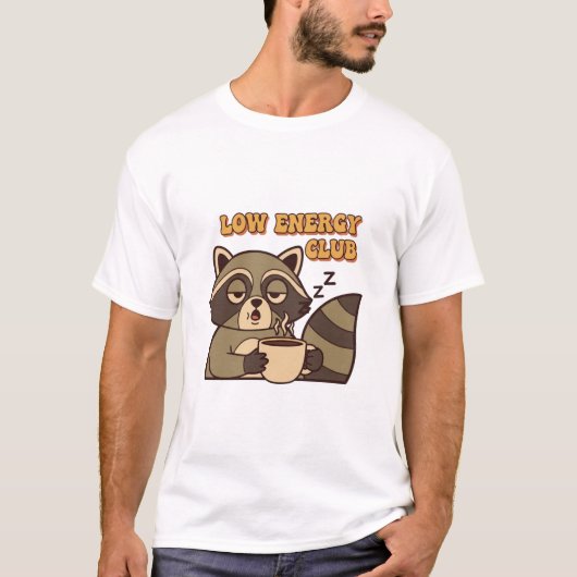 Retro Raccoon Low Energy Men’s Graphic T-Shirt (Voorkant)