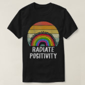  retro Radiate Positivity Rainbow Funny Som T-shirt (Design voorkant)