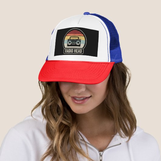 Retro  radiokop trucker pet (In situ)