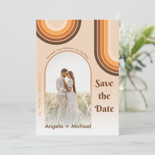 Retro Rainbow Arched Photo Boho 70s Groovy Trendy Save The Date (Staand voorkant)