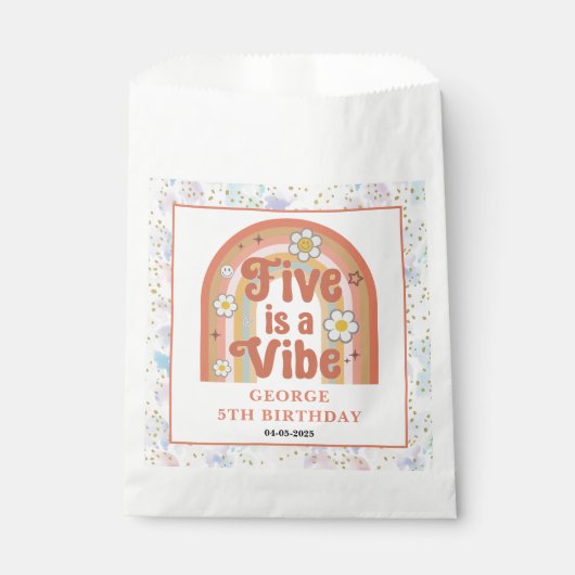 Retro Rainbow FIVE is a Vibe Groovy 5th Birthday Bedankzakje (Voorkant)