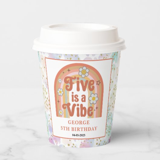 Retro Rainbow FIVE is a Vibe Groovy 5th Birthday Papieren Bekers (Voorkant)