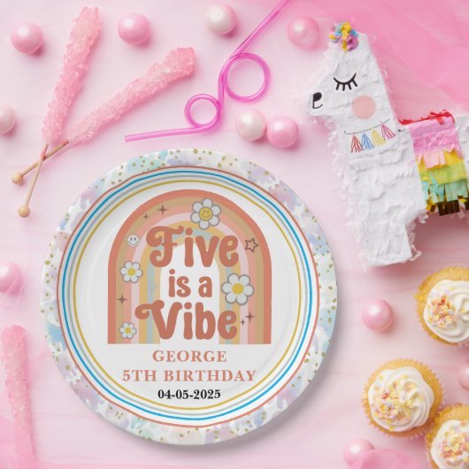 Retro Rainbow FIVE is a Vibe Groovy 5th Birthday Papieren Bordje (Feest)