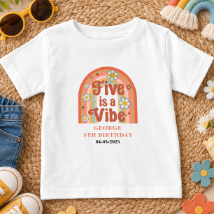 Retro Rainbow FIVE is een Vibe Groovy 5e Verjaarda