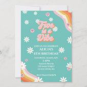 Retro Rainbow FIVE is een Vibe Groovy 5e verjaarda Kaart (Voorkant)