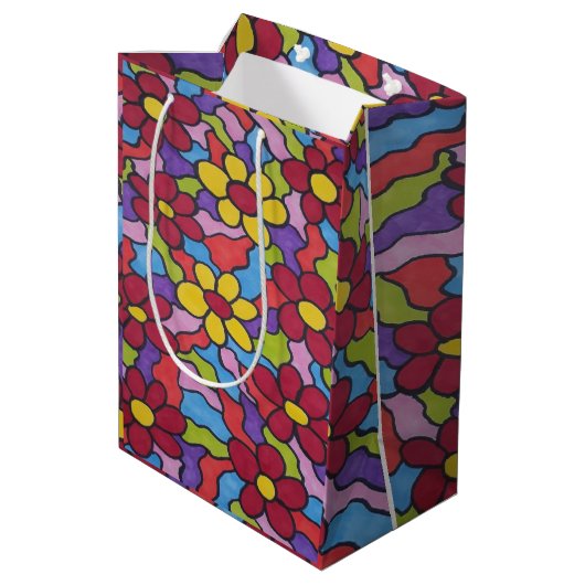 Retro Rainbow Flower Pattern Medium Cadeauzakje (Achterkant Gekanteld)