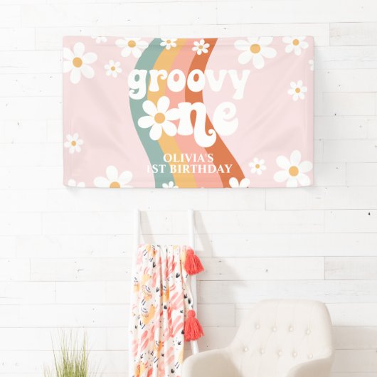 Retro Rainbow Groovy One Daisy 1st Spandoek (Insitu)