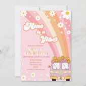 Retro Rainbow Nine is een Vibe Groovy 9e verjaarda Kaart (Voorkant)