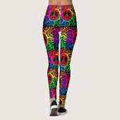 Retro Rainbow Peace Signs and Squiggles Yoga Leggings (Achterkant)